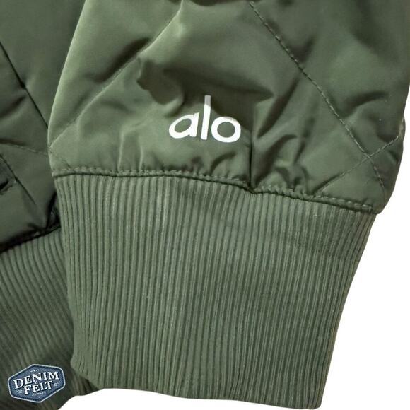 Alo Yoga Idol Quilted Bomber Jacket Hunter Green Size Small Studio Street Style - Picture 12 of 15